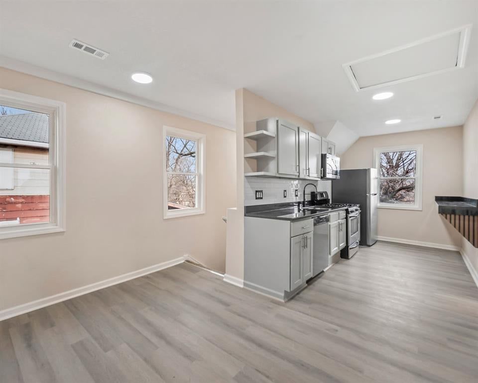 108 S 17th Street — photo 33