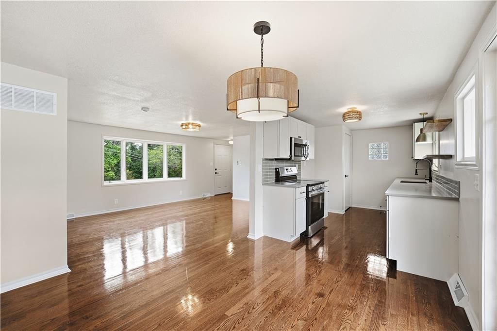 4005 NW 52nd Street — photo 10