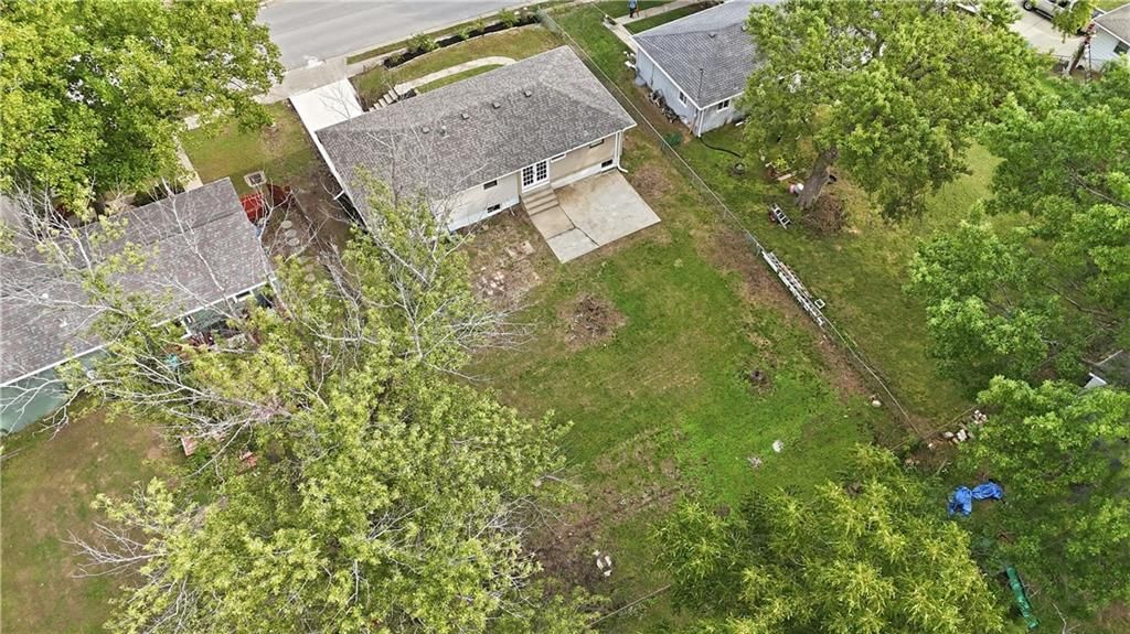 4005 NW 52nd Street — photo 42