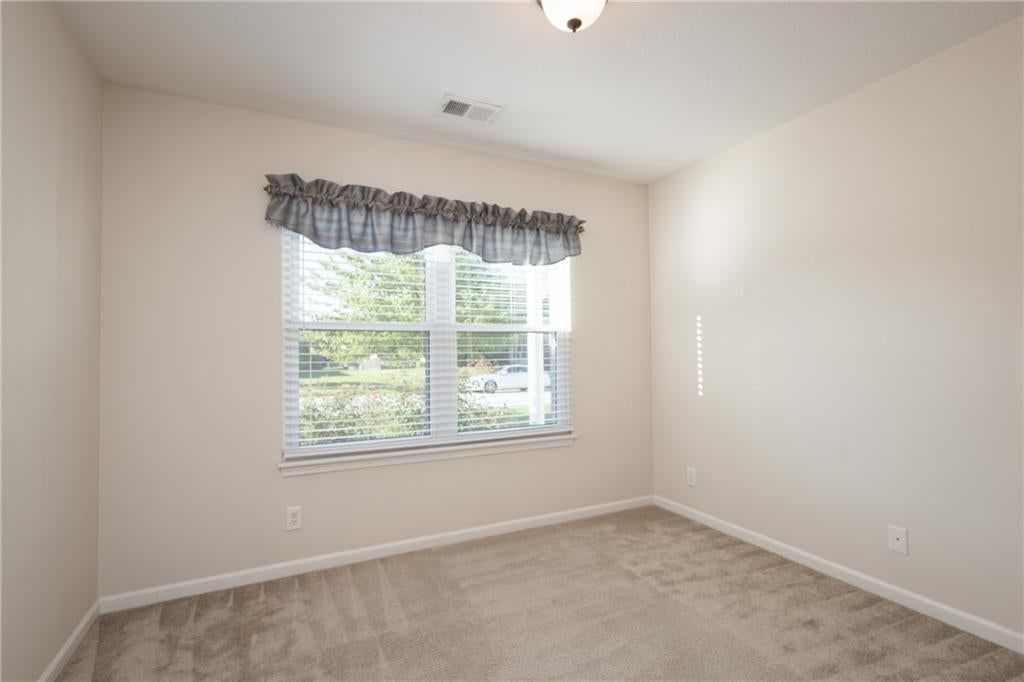Photo 20 of 38 - 101 Sun Garden Street, Blue Springs, MO 64064
