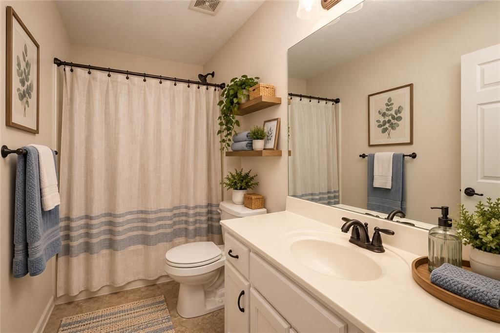 Photo 27 of 38 - 101 Sun Garden Street, Blue Springs, MO 64064