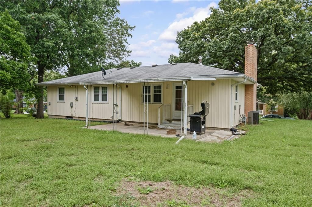 6526 Garfield Drive — photo 26