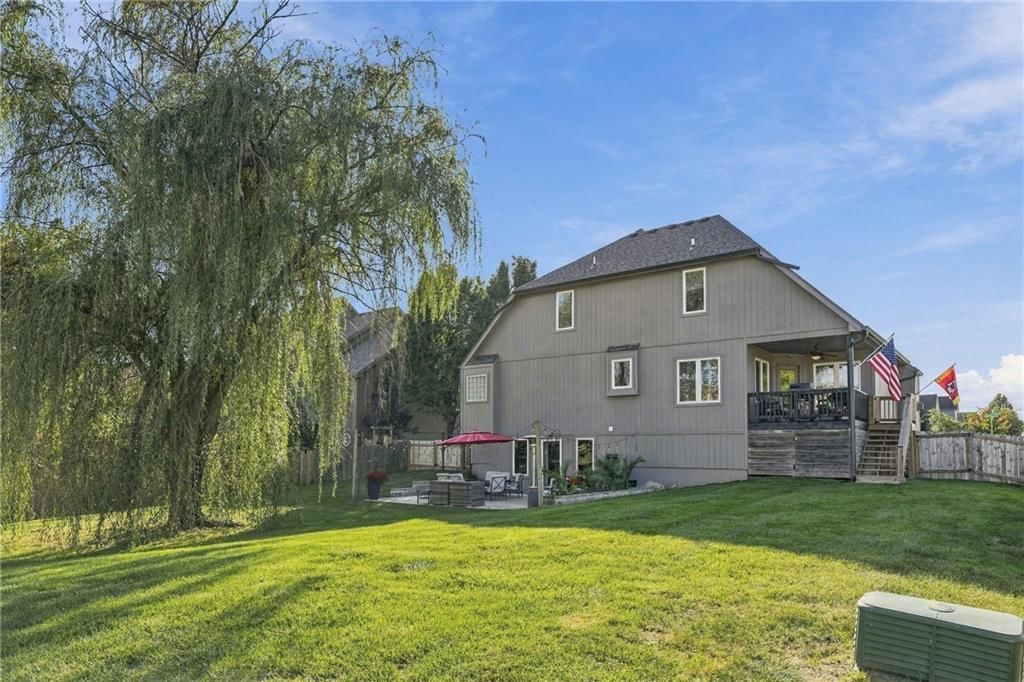 Photo 39 of 47 - 10429 N Lawn Avenue, Kansas City, MO 64156