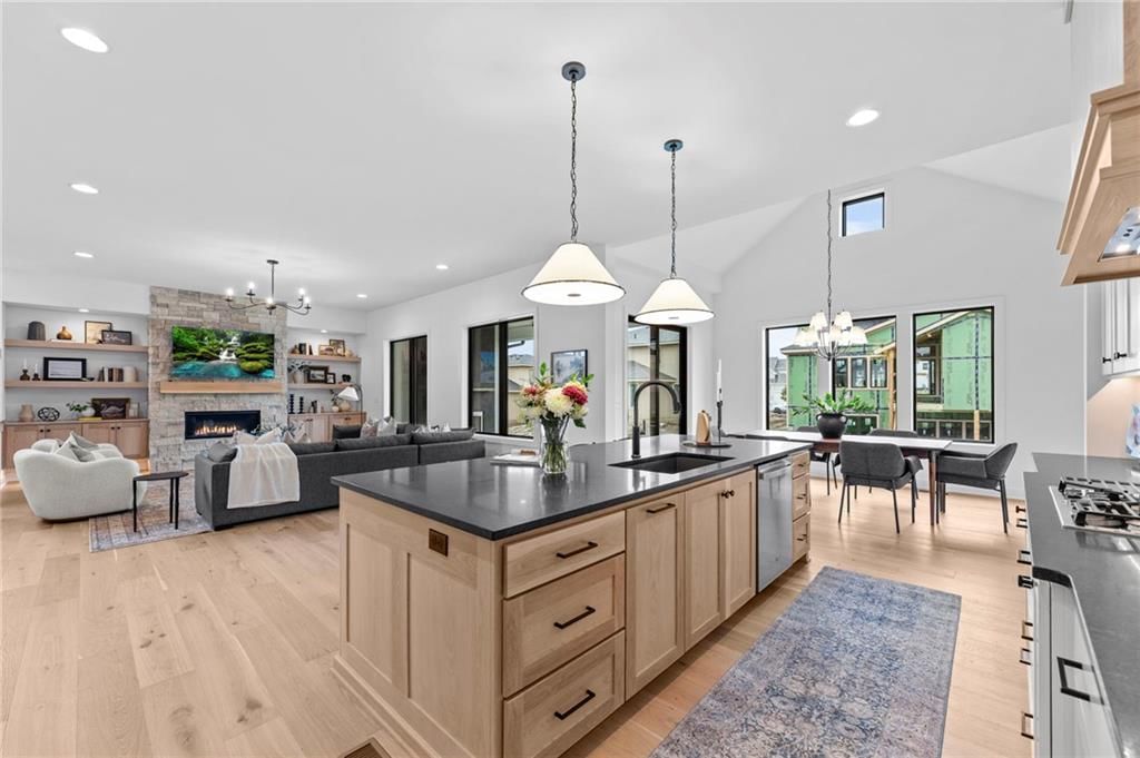 17609 Knox Street — photo 11
