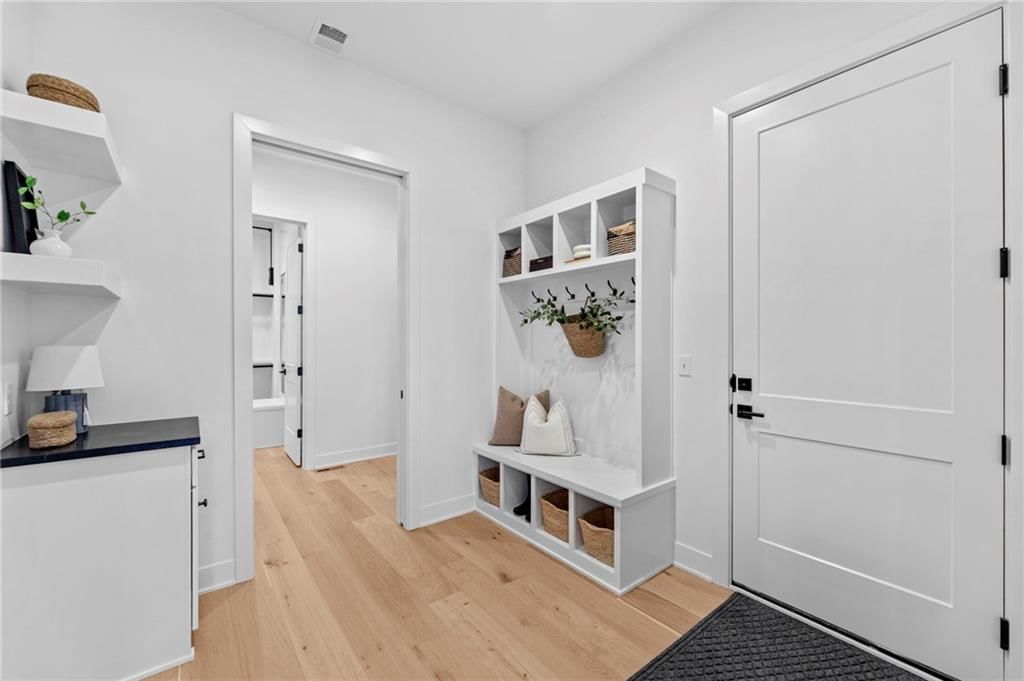 17609 Knox Street — photo 25