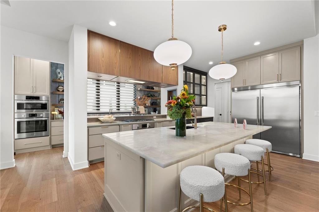 17605 Knox Street — photo 10