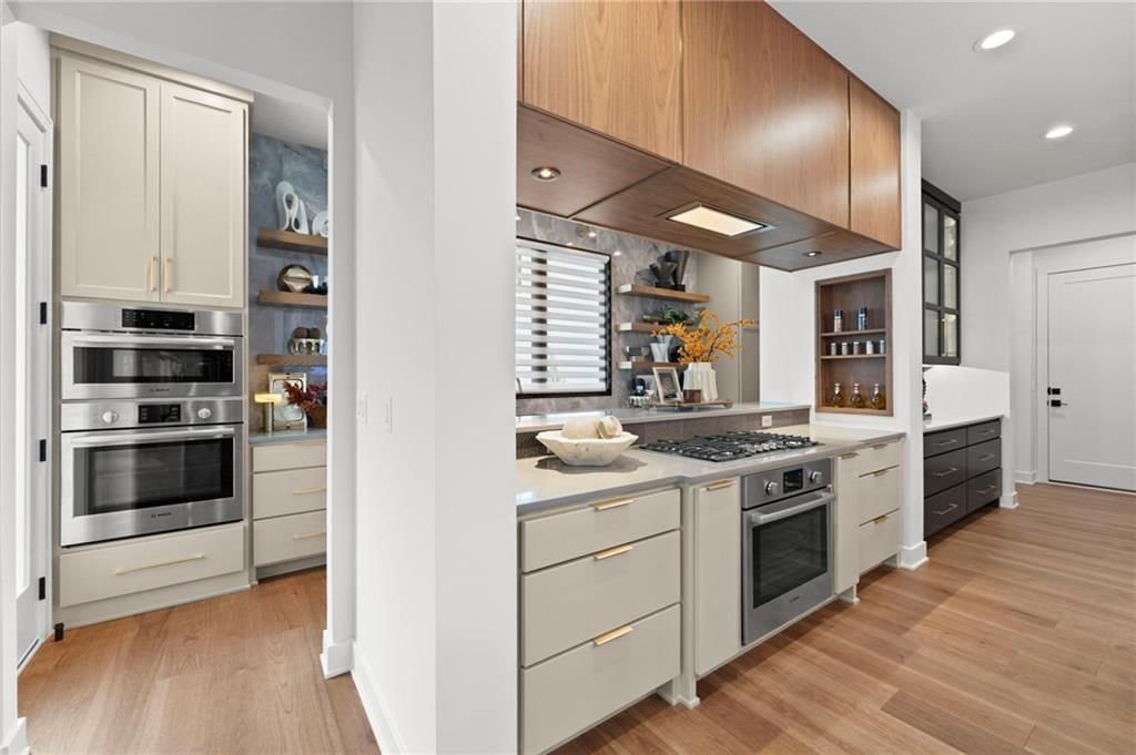 17605 Knox Street — photo 11