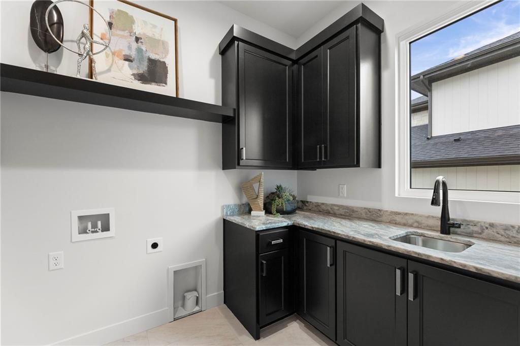 17605 Knox Street — photo 34