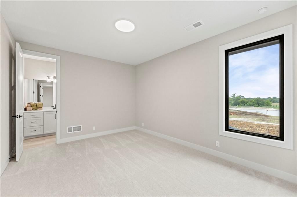17601 Knox Street — photo 43