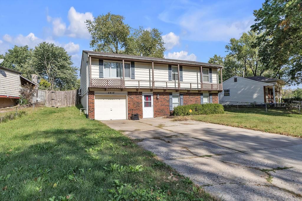 5418 NE 59th Street, Kansas City, MO: listing photo 2