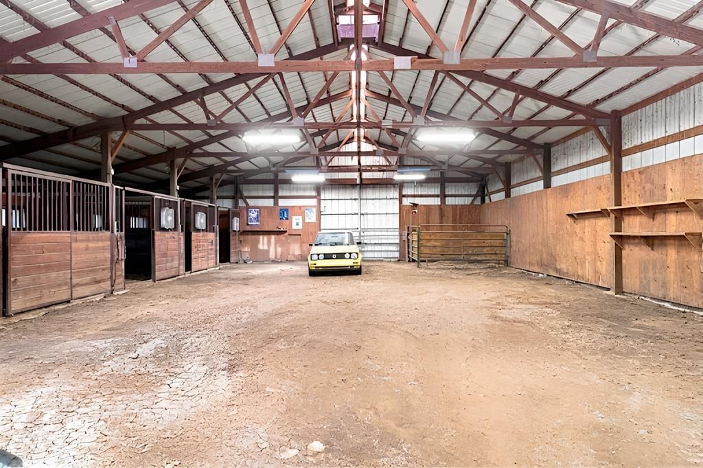 Photo 8 of 31 - 30750 W 143rd Street, Gardner, KS 66030