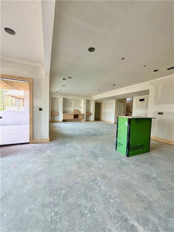 Photo 44 of 61 - 10910 W 173rd Terrace, Overland Park, KS 66221
