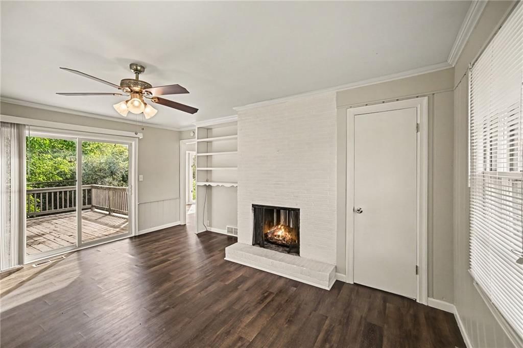 6005 Laurel Avenue, Raytown, MO
