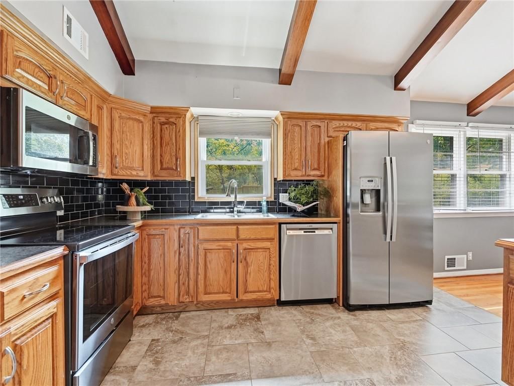 8133 W 93rd Street — photo 10