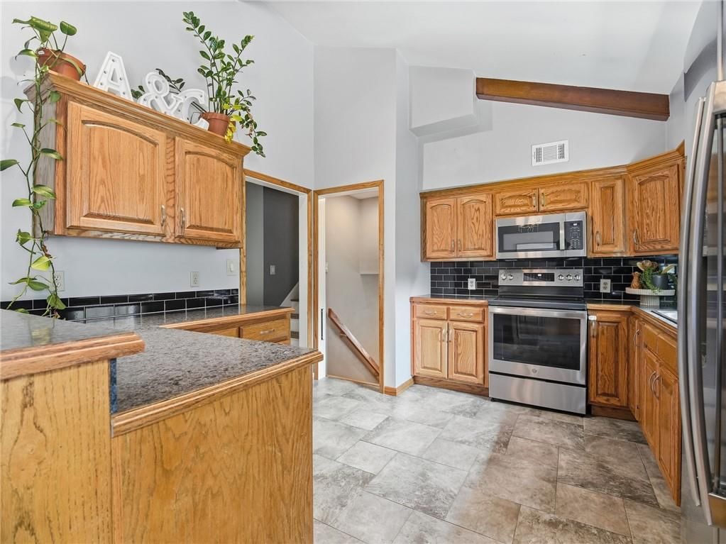 8133 W 93rd Street — photo 12