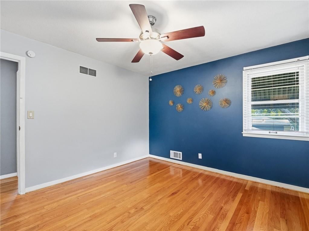 8133 W 93rd Street — photo 20