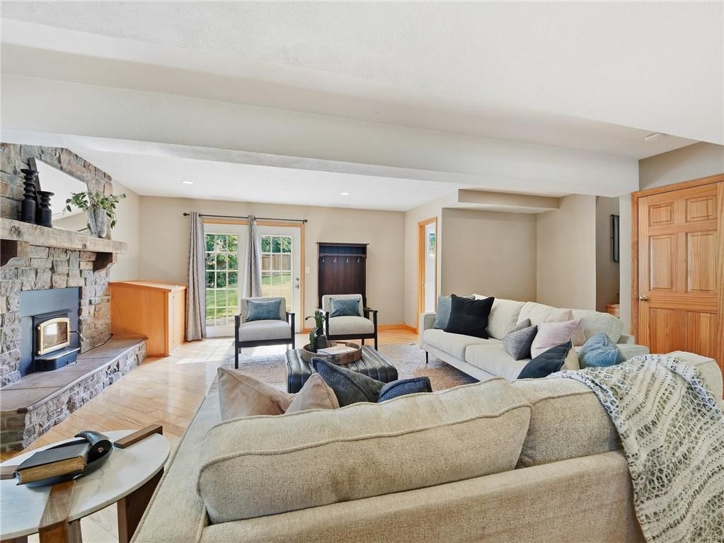 8133 W 93rd Street — photo 39