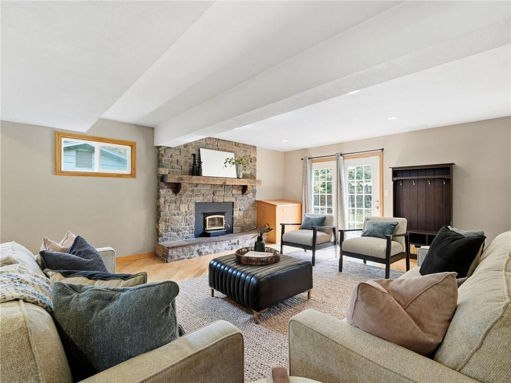 8133 W 93rd Street — photo 40