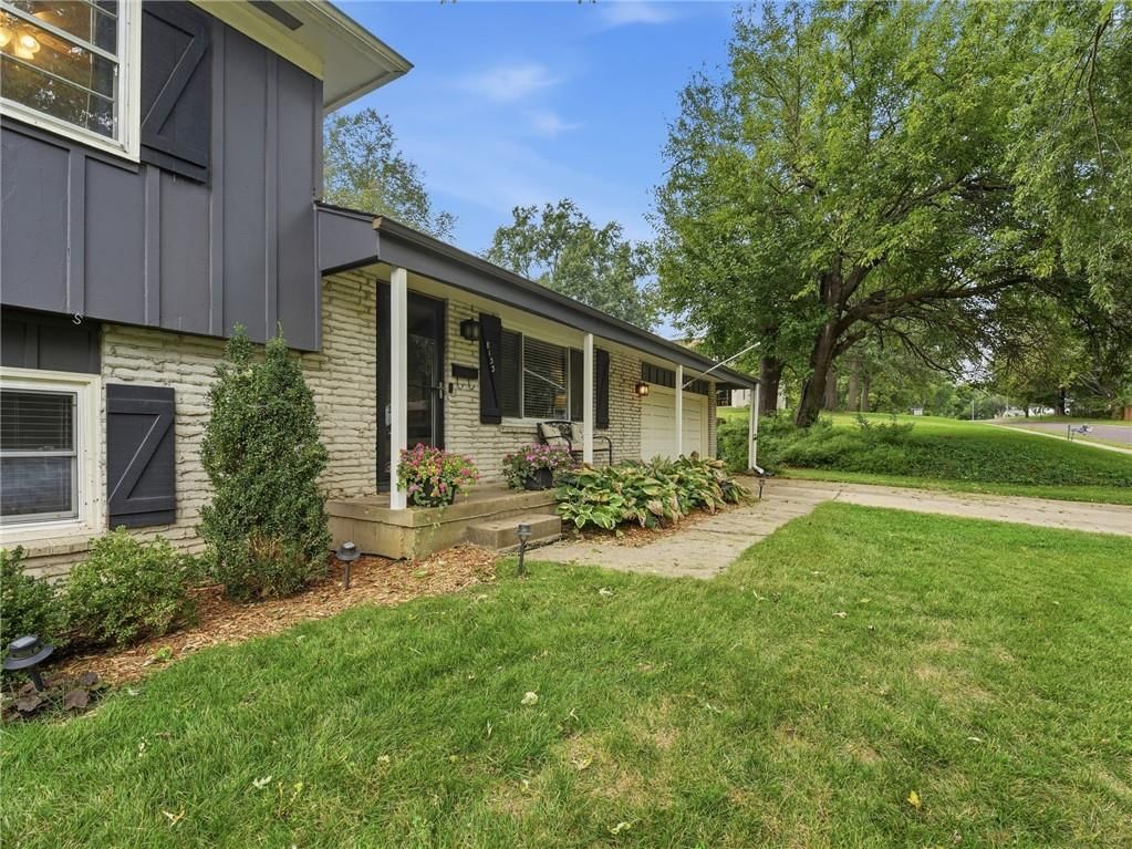 8133 W 93rd Street — photo 46