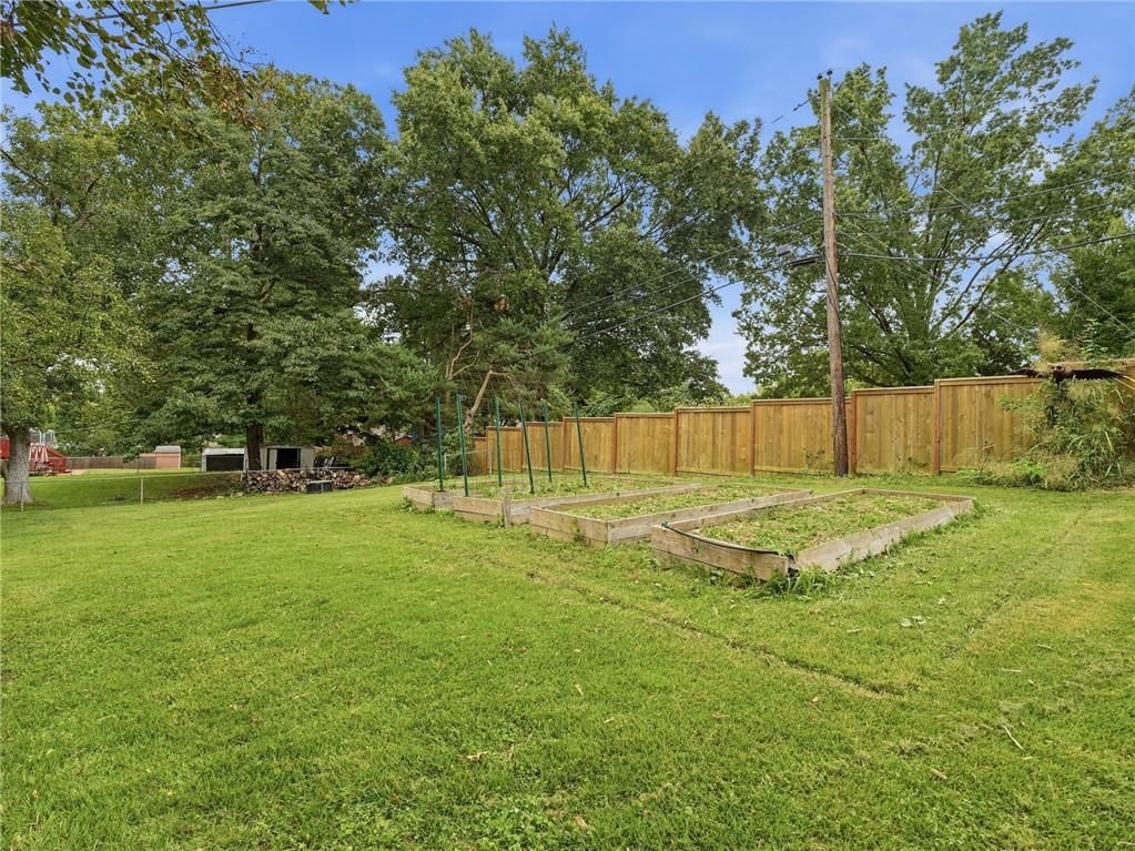 8133 W 93rd Street — photo 59