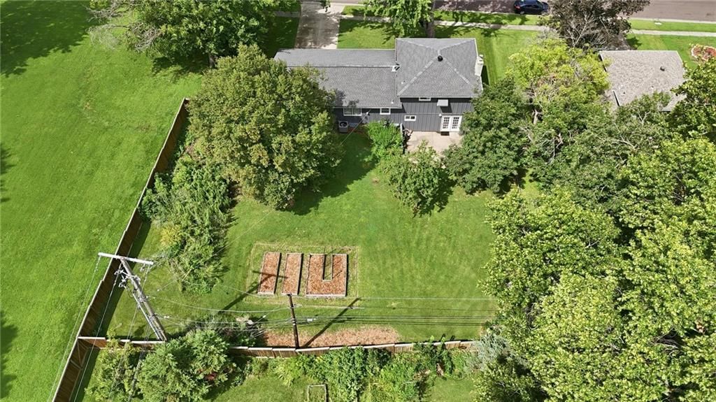 8133 W 93rd Street — photo 63