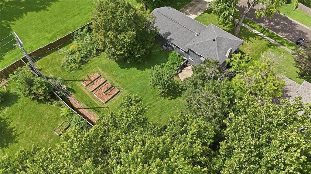 8133 W 93rd Street — photo 64