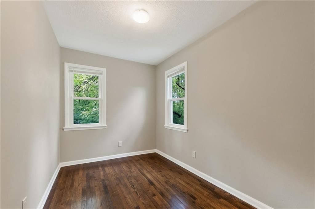 6813 Manchester Avenue — photo 16
