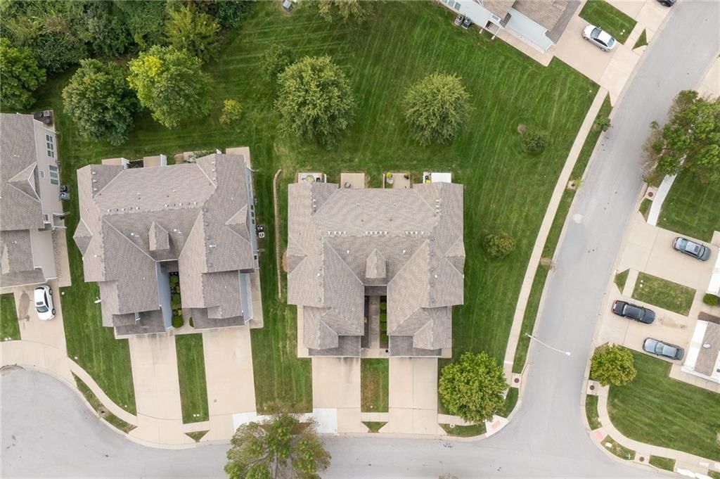 4607 NE 83RD Terrace, Kansas City, MO: listing photo 2