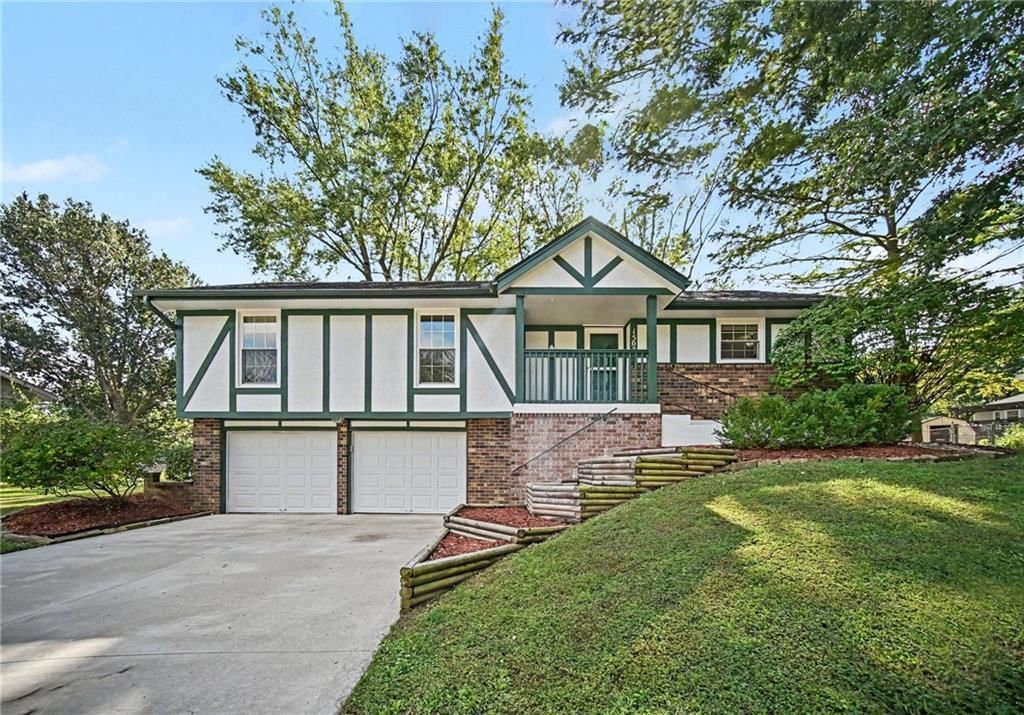 1507 Baker Street, Liberty, MO