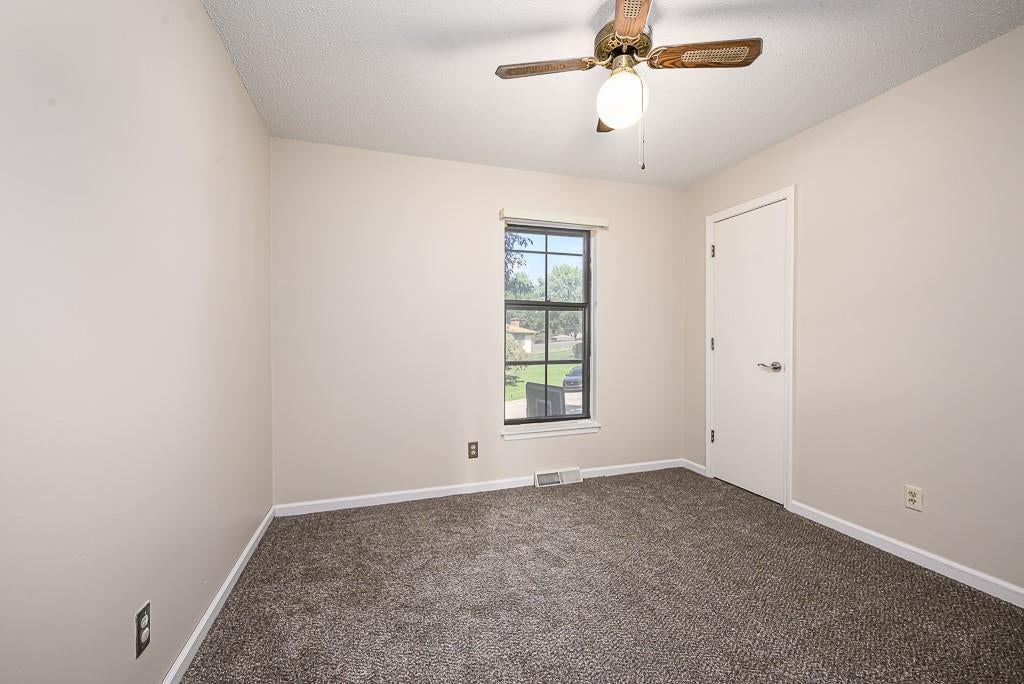 118 South 3rd Court — photo 11