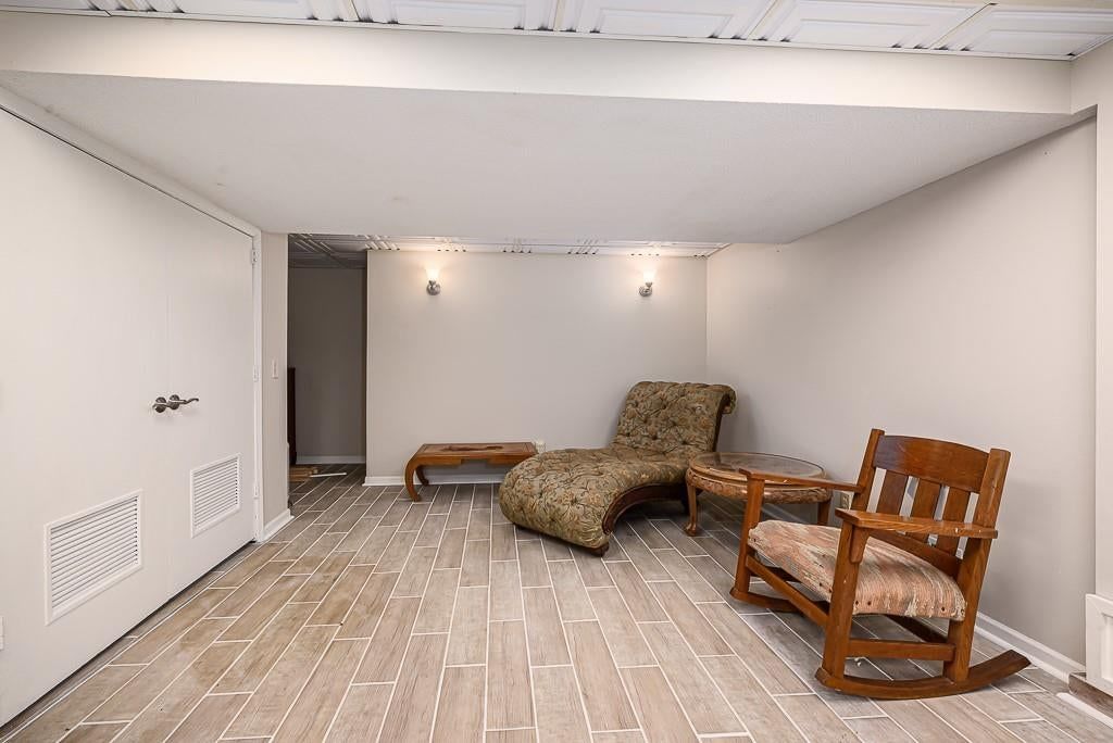 118 South 3rd Court — photo 16