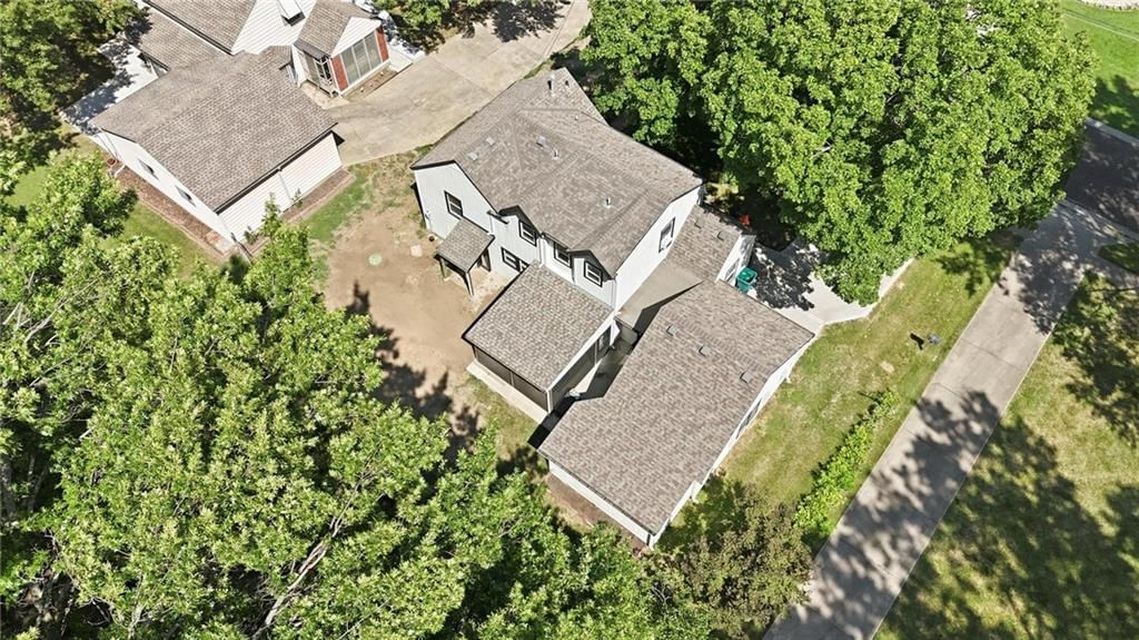 6920 Walmer Street — photo 54