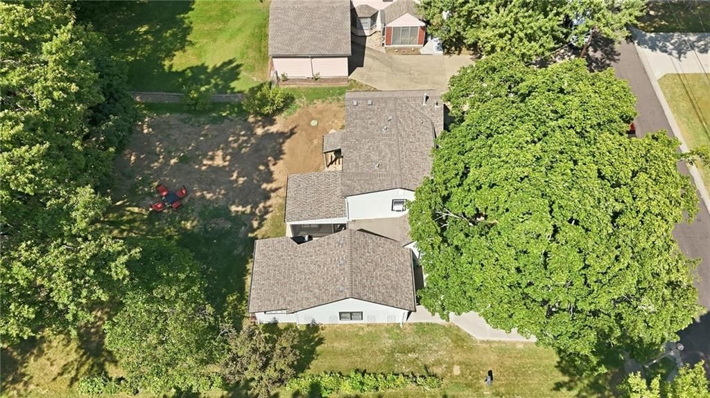 6920 Walmer Street — photo 55