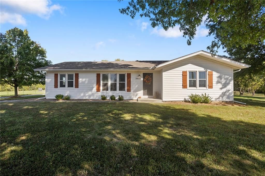 38000 E Cline Road, Lone Jack, MO