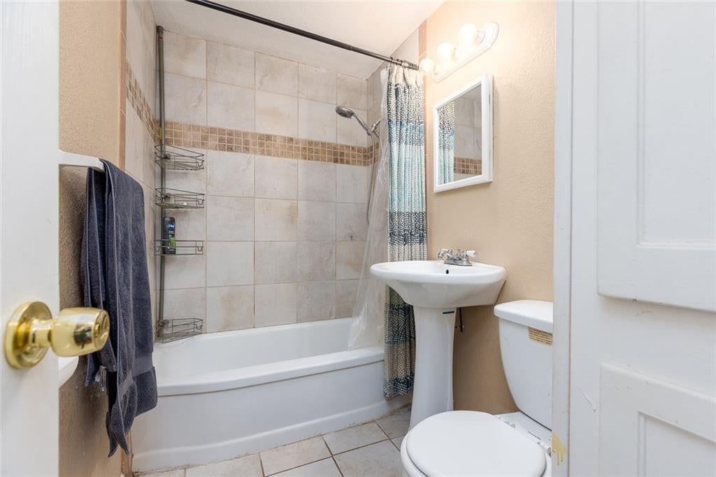 Photo 21 of 35, 512 NE 43 Terrace, Kansas City, MO 64116