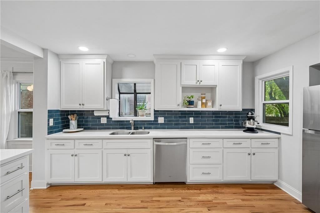 1216 W 73rd Street — photo 10
