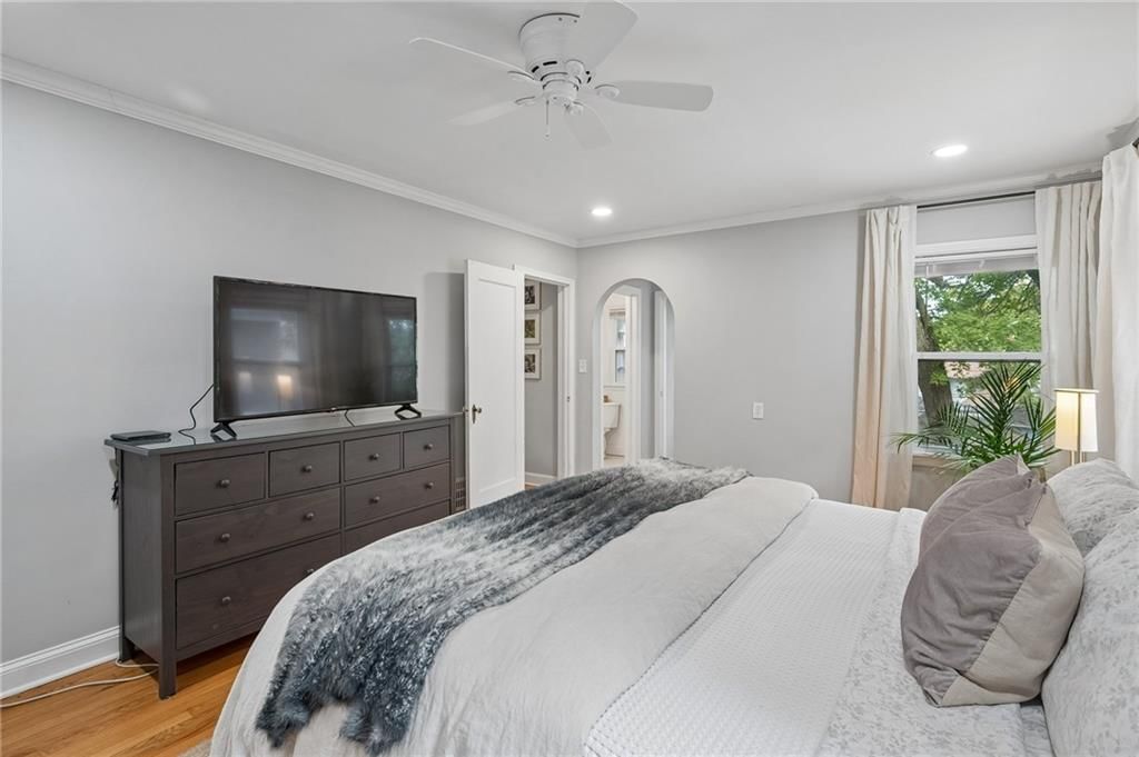 1216 W 73rd Street — photo 21