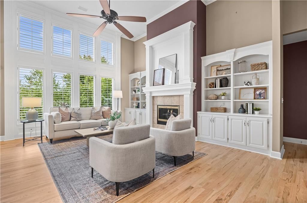 Fireplace at 20306 W 99th Terrace, Lenexa, KS 66220