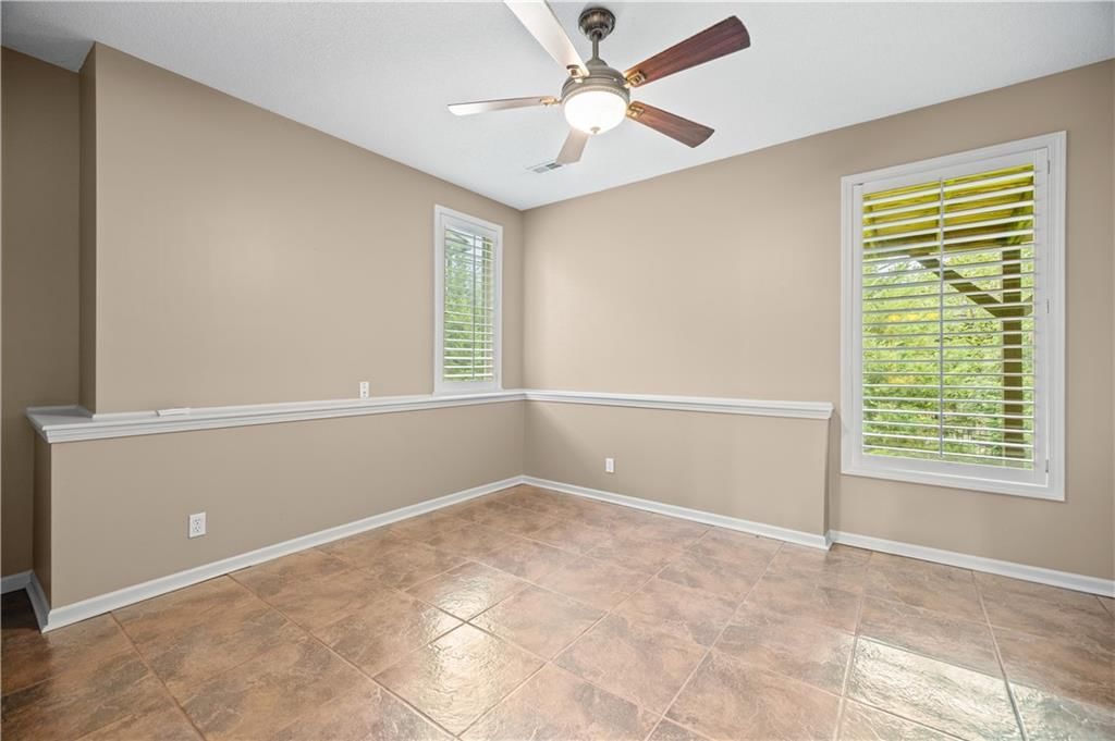 Photo 36 of 68 - 20306 W 99th Terrace, Lenexa, KS 66220