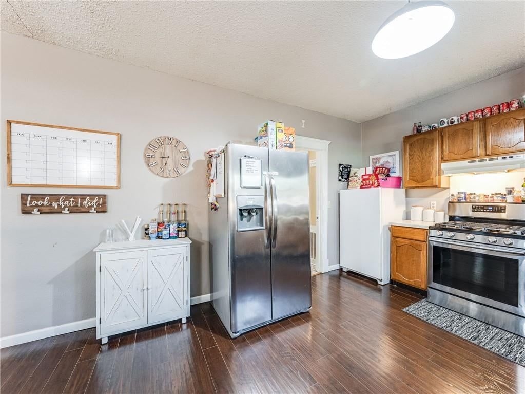 113 N Bradley Street — photo 11