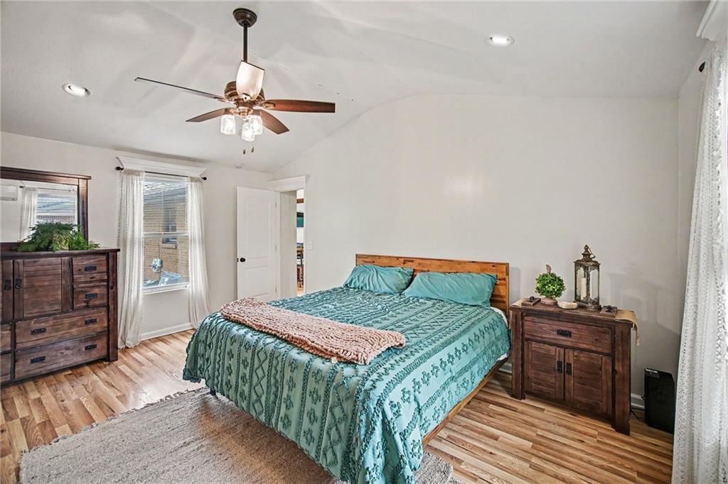 6738 N Madison Avenue — photo 13