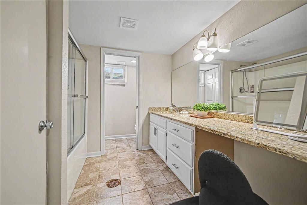 6738 N Madison Avenue — photo 18