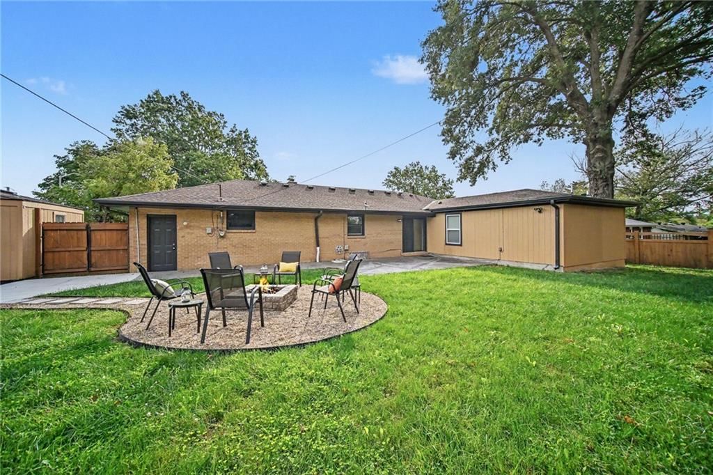 6738 N Madison Avenue — photo 27