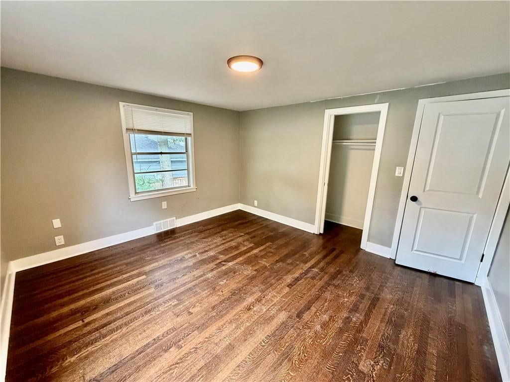 7606 Ward Parkway — photo 15