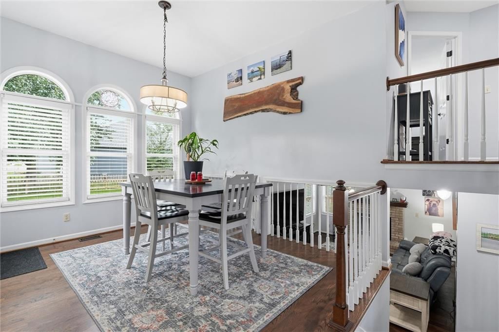 Photo 14 of 45 - 1104 Regency Drive, Kearney, MO 64060