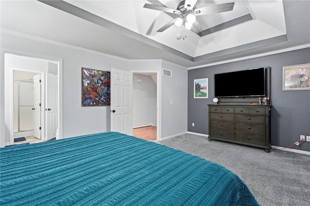 Photo 26 of 45 - 1104 Regency Drive, Kearney, MO 64060
