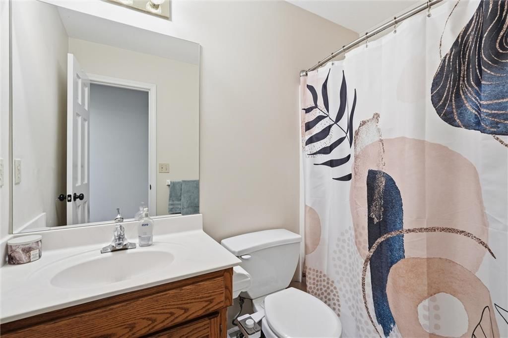 Photo 31 of 45 - 1104 Regency Drive, Kearney, MO 64060