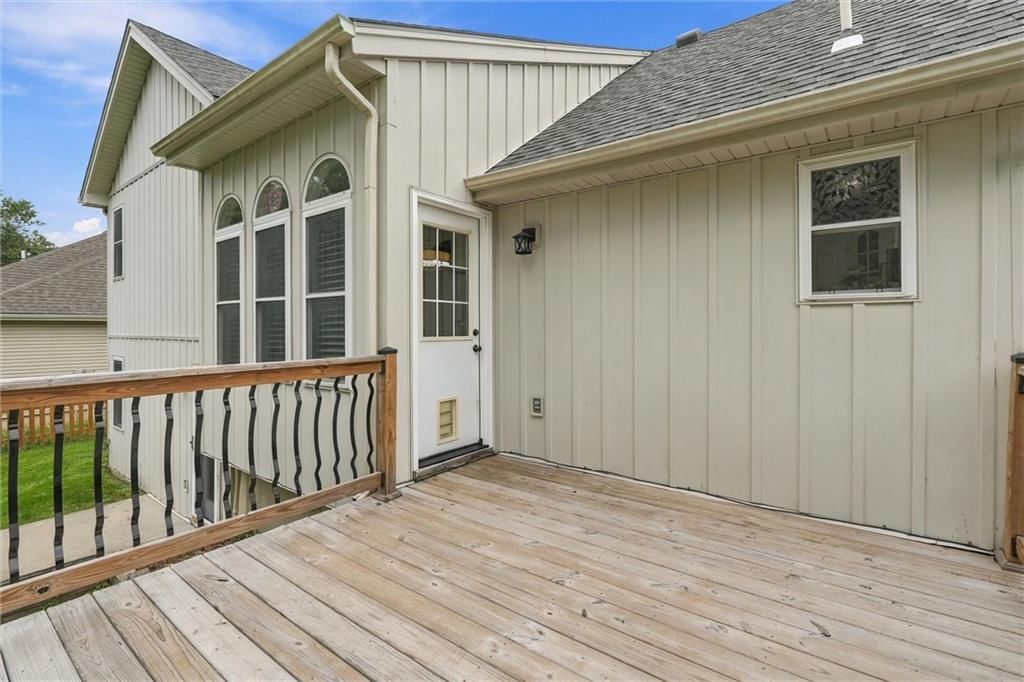Photo 34 of 45 - 1104 Regency Drive, Kearney, MO 64060