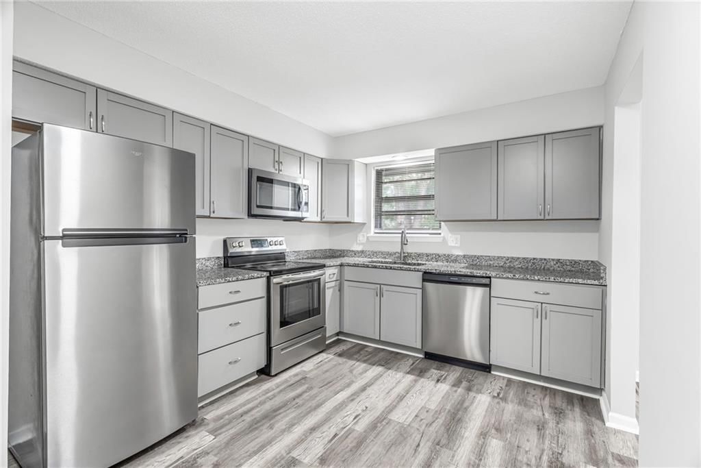 15917 W 152nd Street — photo 12