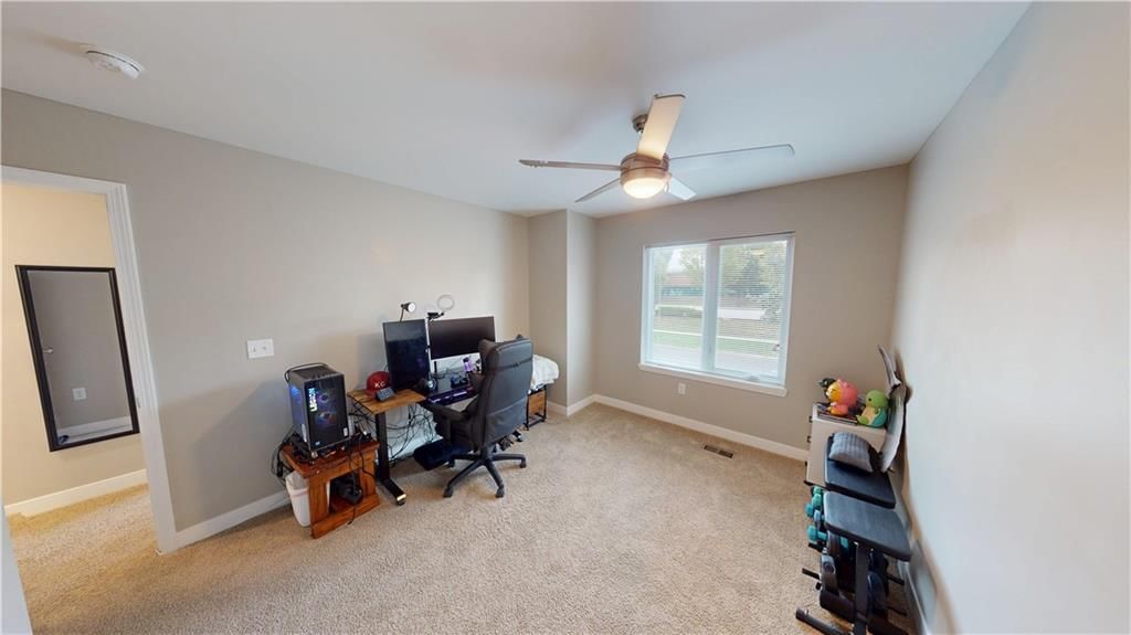 Photo 17 of 33 - 2355 E 27th Street, Kansas City, MO 64109